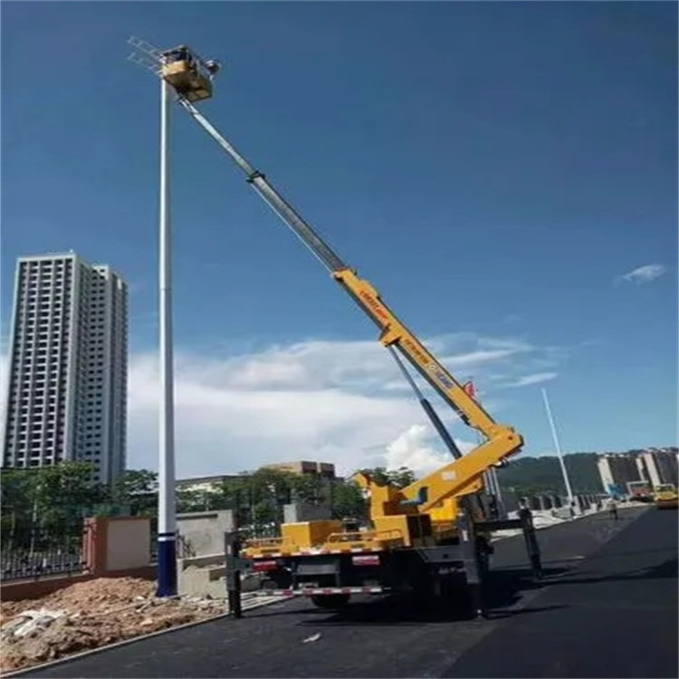 麻章维修路灯的曲臂升降车出租